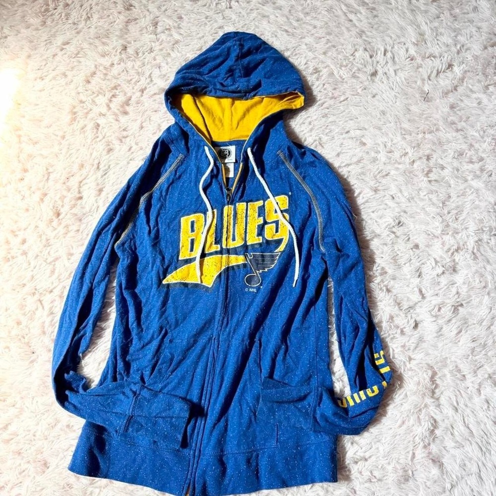 NHL STL Blues Hockey Fanwear Soft Casual Zip Up Hoodie Womens S Retro Distressed